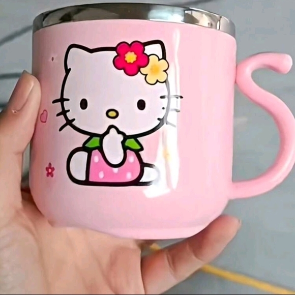 Hello Kitty mug with lid - Picture 4 of 4